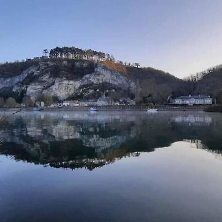 Maison bucolique à Anhée, vue Meuse et falaises Villa Exterior foto