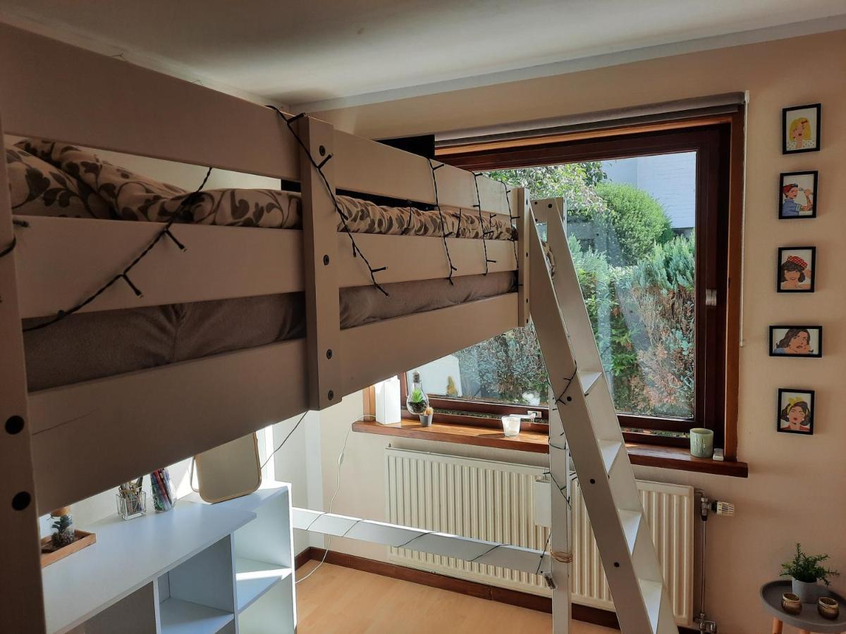 Maison bucolique à Anhée, vue Meuse et falaises Villa Exterior foto